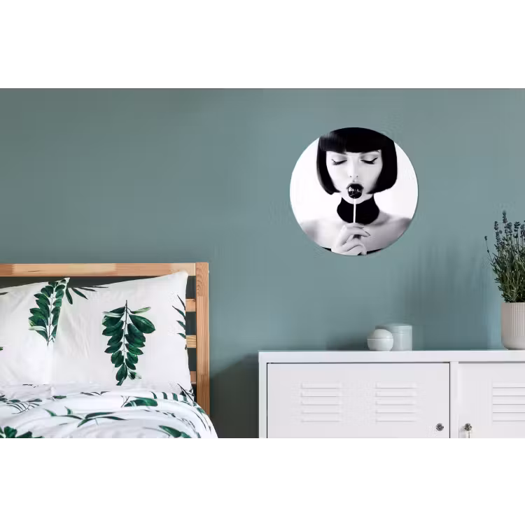 Vrouw - Lolly - Zwart - Wit Wandcirkel aluminium klein -slaapkamer