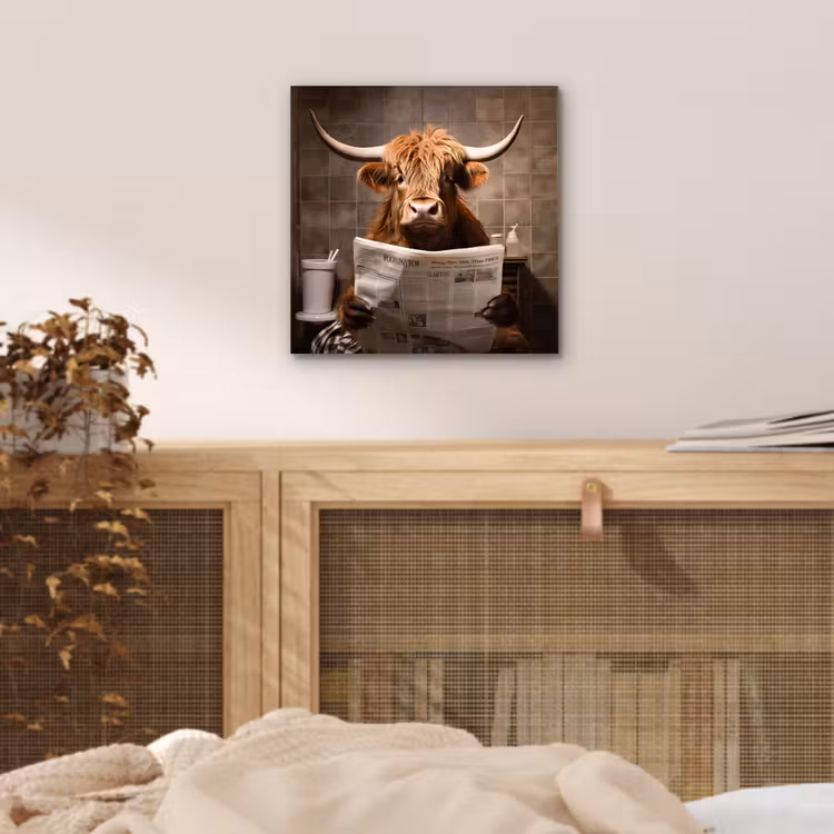Schotse hooglander - Krant - Toilet aluminium wit klein -sfeer3