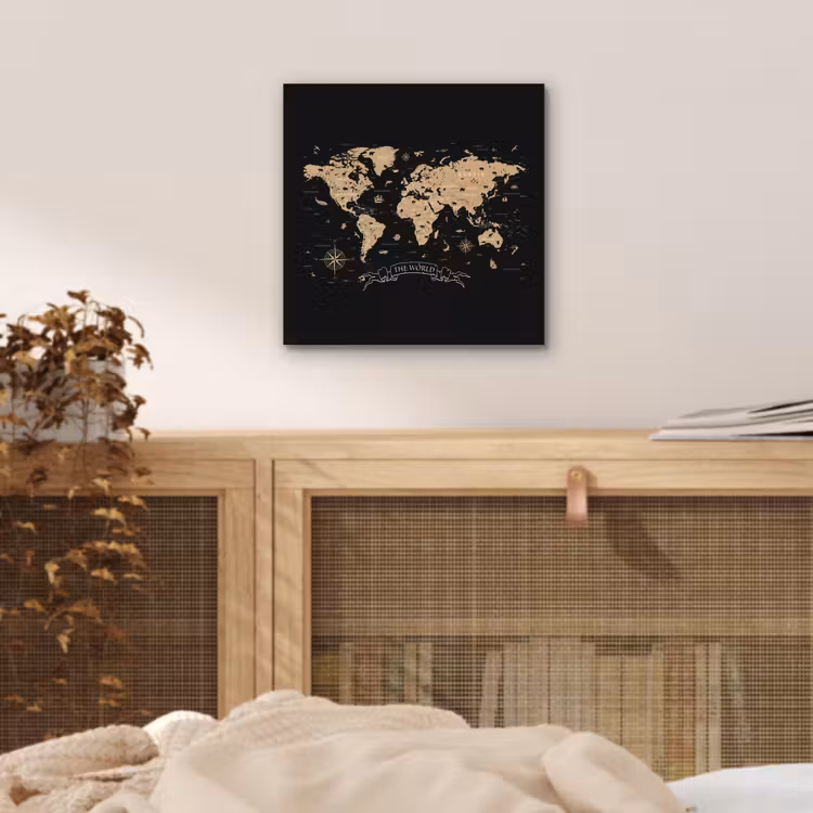 Wereldkaart - Beige - Zwart aluminium wit klein -sfeer3