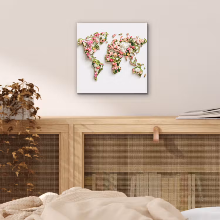 Wereldkaart - Bloemen - Subtiel aluminium wit klein -sfeer3
