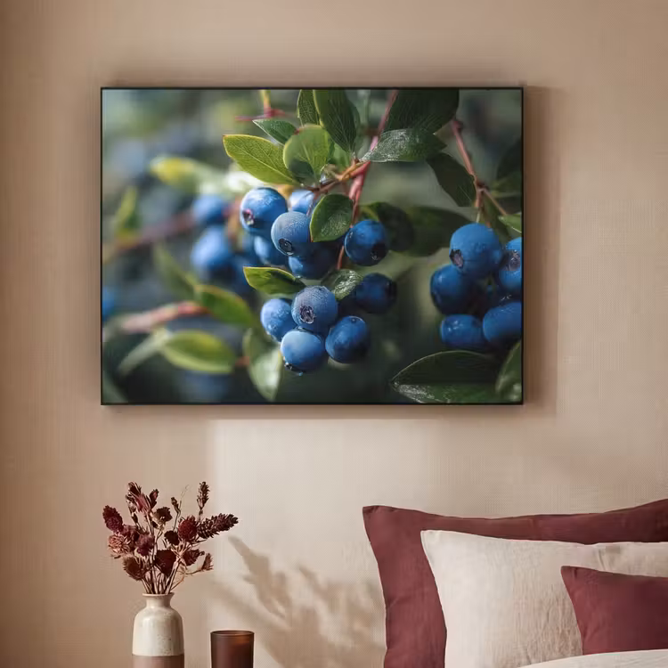 Blauwe bessen - Dauwdruppels - Natuurlijk licht Textielframe - compleet frame klein -sfeer1