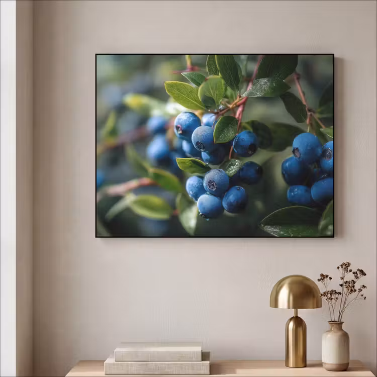 Blauwe bessen - Dauwdruppels - Natuurlijk licht Textielframe - compleet frame klein -sfeer2