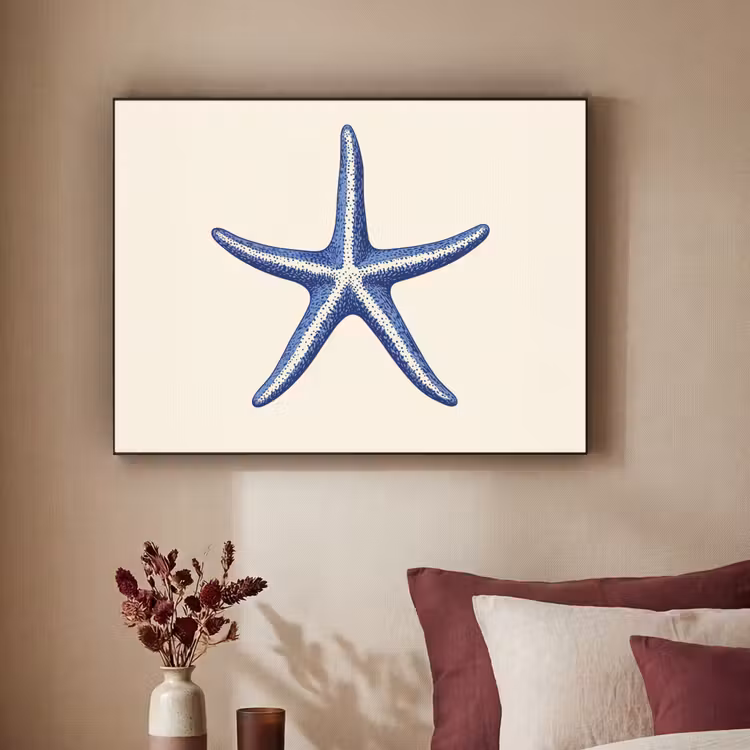 Blauwe zeester - Minimalistisch - Beige Textielframe - compleet frame klein -sfeer1