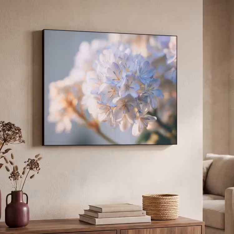 Bloemen - Lichtblauw - Wazig - Trosje Textielframe zwart klein -sfeer3