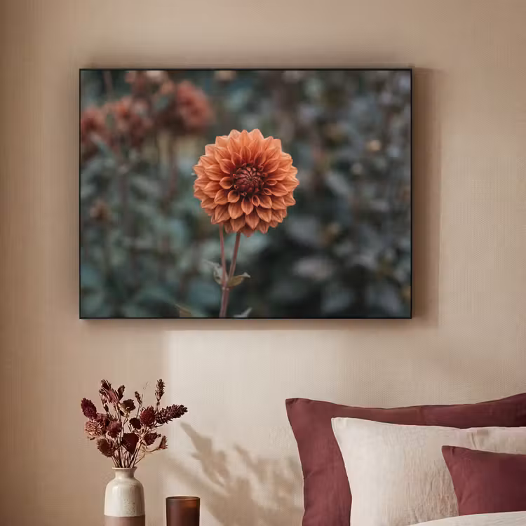 Dahlia - Bloem - Natuur - Sfeervol Textielframe zwart klein -sfeer1