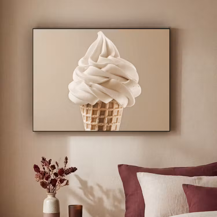 IJs - Softijs - Romig - Hoorntje - Beige Textielframe - compleet frame klein -sfeer1