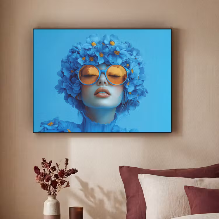 Vrouw - Bloem - Blauw - Modern - Bril - Portret Textielframe zwart klein -sfeer1