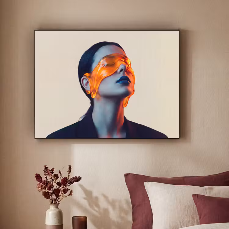 Vrouw - Oranje - Abstract - Modern - Kleurrijk Textielframe zwart klein -sfeer1