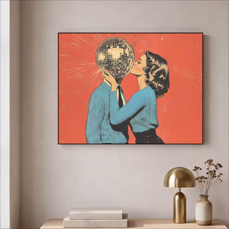 Vrouw - Retro - Discobal - Kus Textielframe zwart klein -sfeer2
