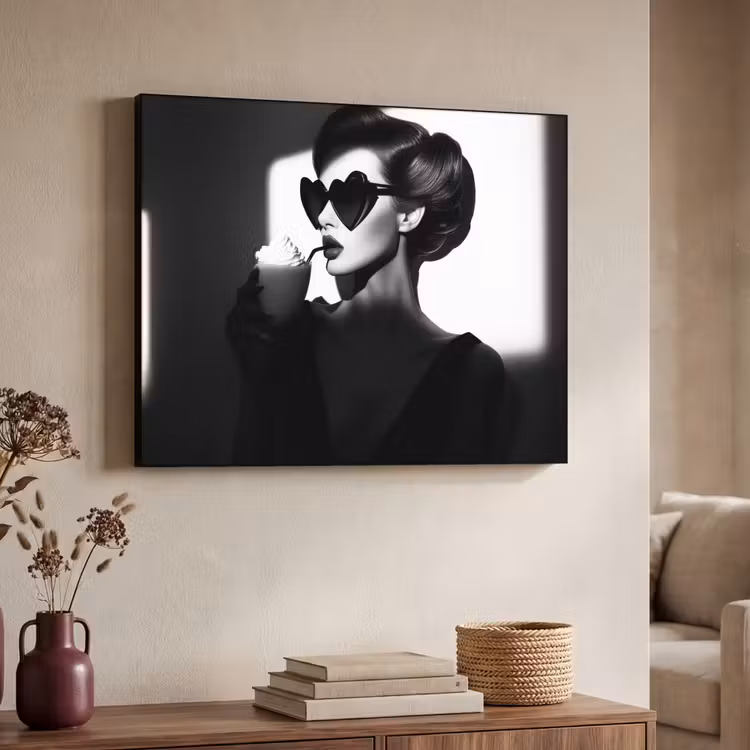 Vrouw - Zwart - Hart Textielframe - compleet frame klein -sfeer3