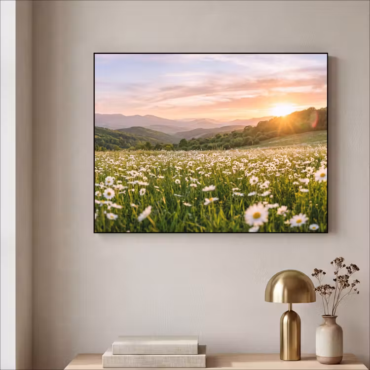 Madelief - Veld - Heuvels - Groen Textielframe zwart klein -sfeer2