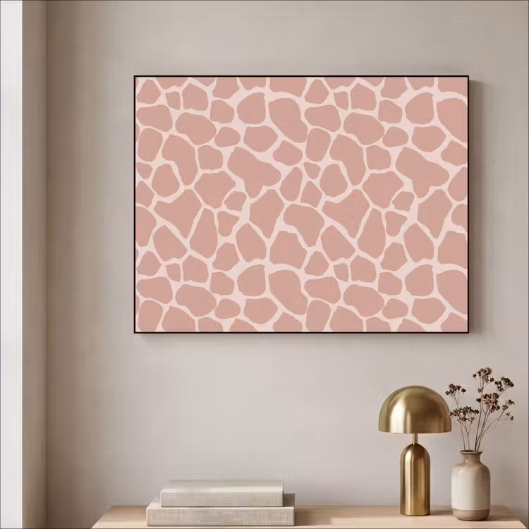 Giraffe - Lichtroze - Warm - Roze Textielframe zwart klein 947 -sfeer2
