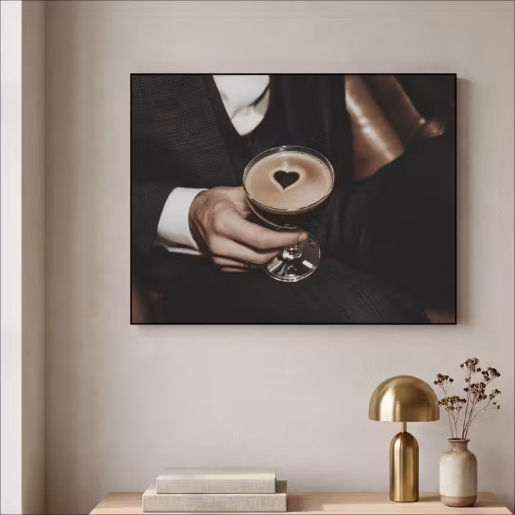 Hartje - Cocktail - Espresso Martini - Hand Textielframe zwart klein -sfeer2