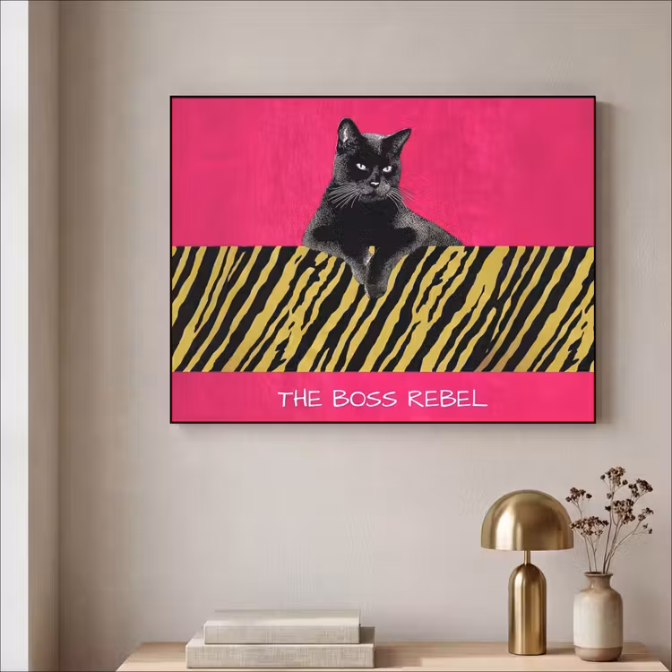 Kat - Baas - Roze - Tijgerprint Textielframe - compleet frame klein -sfeer2