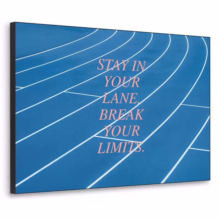 Atletiekbaan - Blauw - Tekst -Roze Textielframe - compleet frame klein -3d