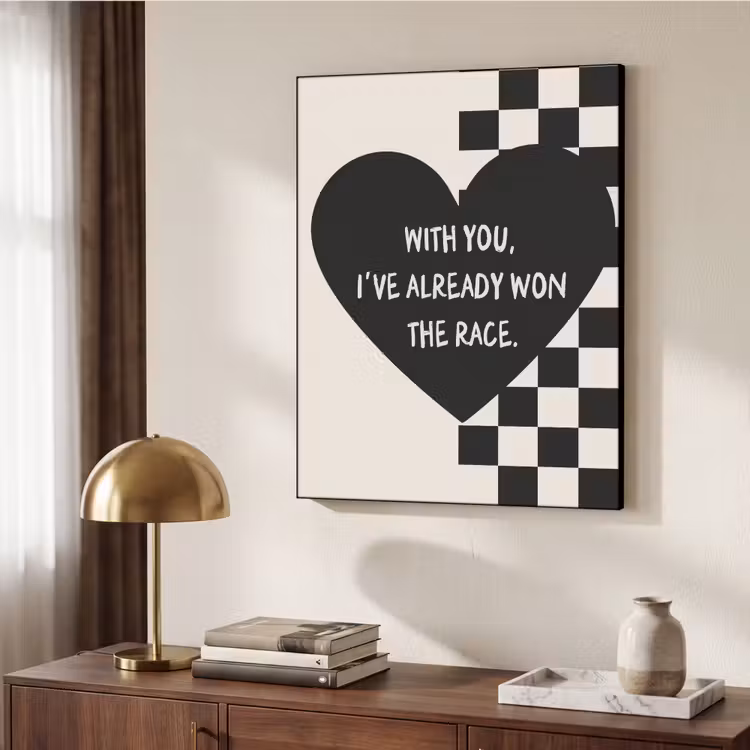 Liefde - Beige - Race Textielframe zwart klein -sfeer3