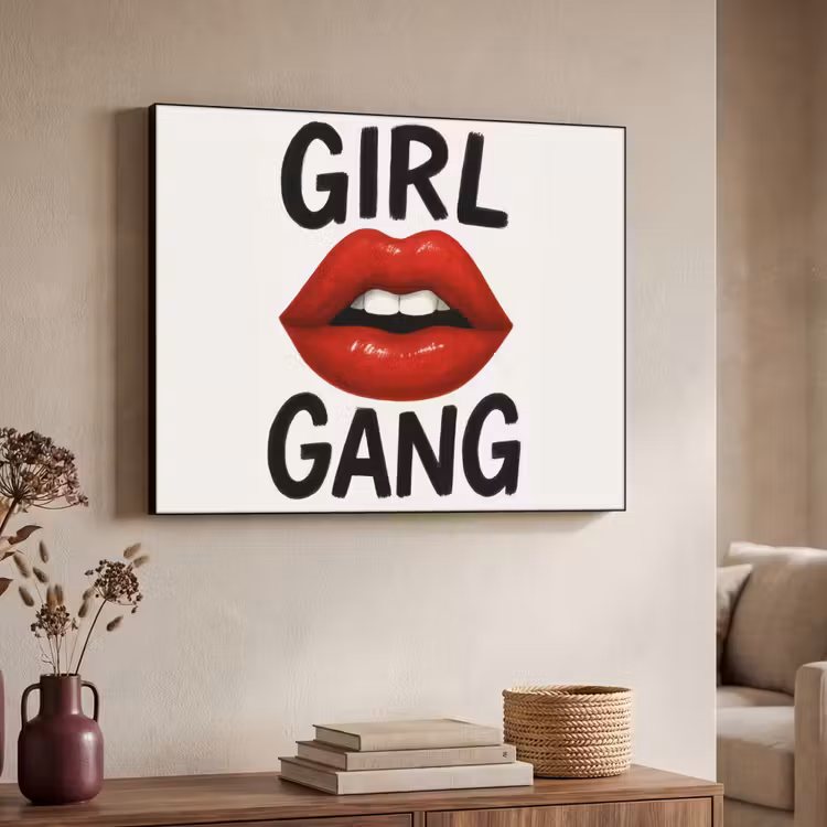 Lip - Girl - Rood - Letters Textielframe - compleet frame klein -sfeer3
