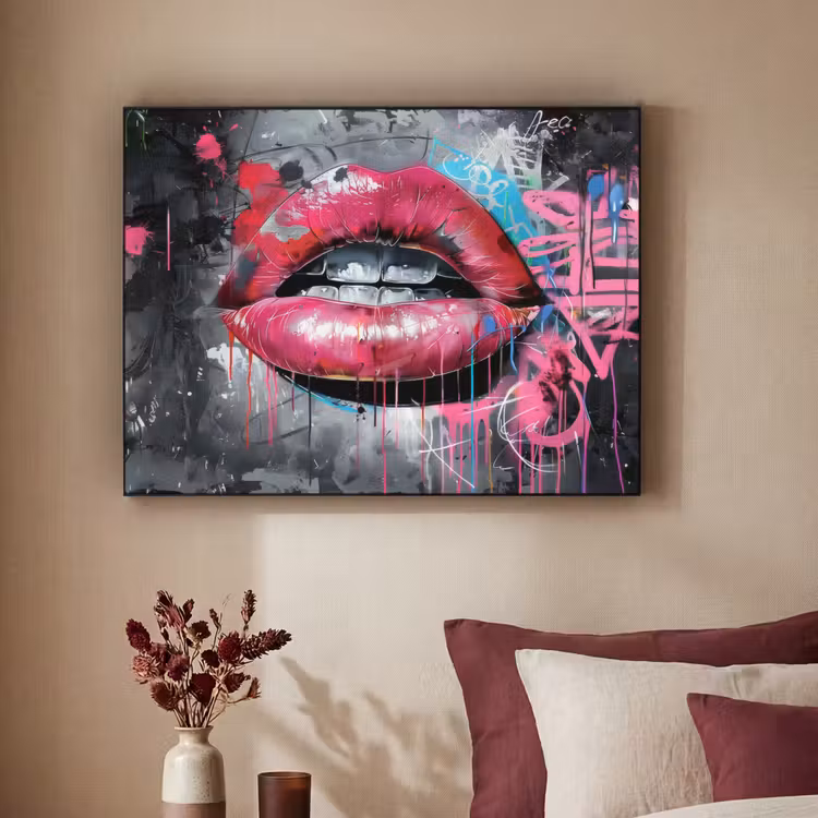 Lippen - Felroze - Graffiti - Verfstrepen Textielframe - compleet frame klein -sfeer1