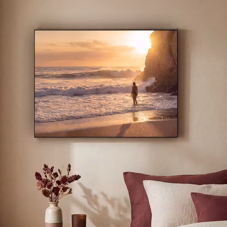 Mensen - Oceaan - Zonsondergang - Kust - Goud Textielframe zwart klein -sfeer1