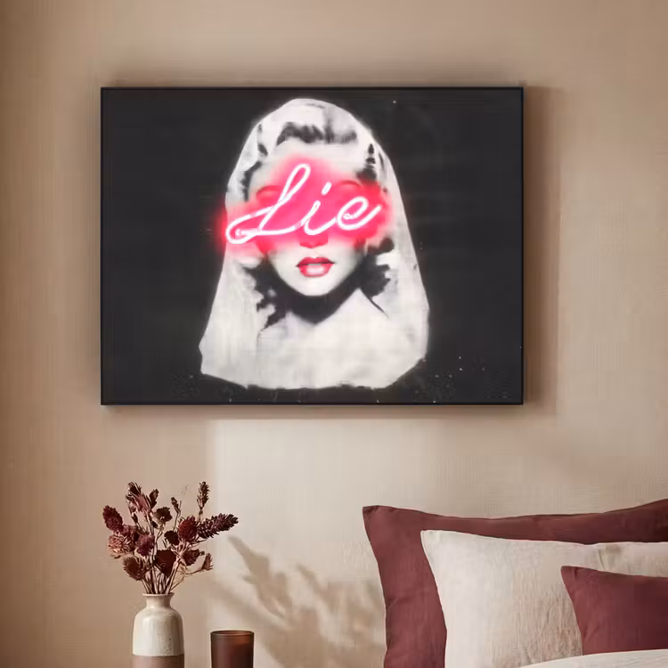 Neon - Letters - Vintage - Vrouw Textielframe zwart klein -sfeer1