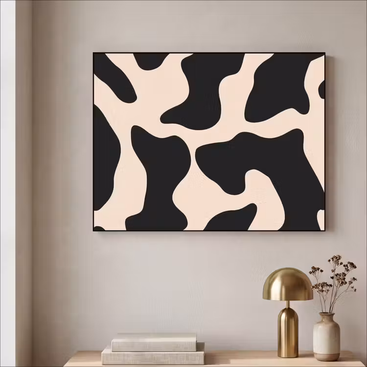 Vlekkenpatroon - Koe - Beige Textielframe zwart klein -sfeer2