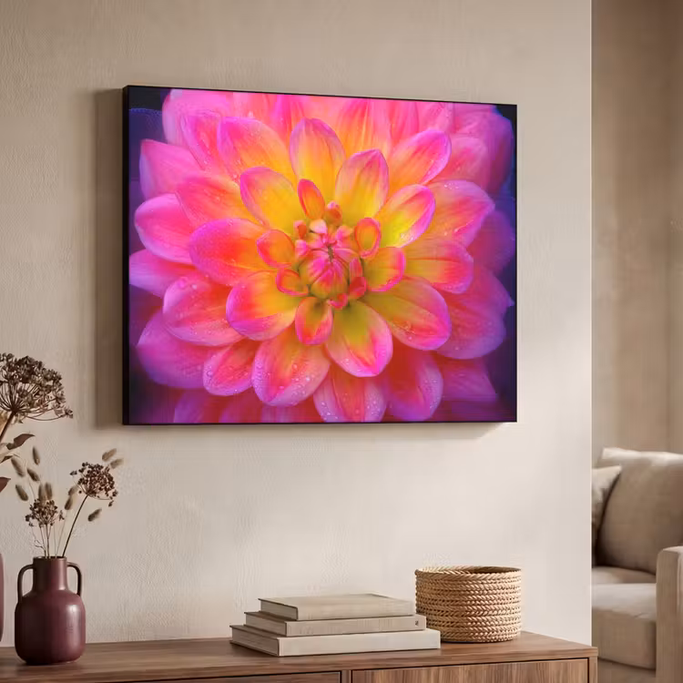 Roze - Dahlia - Kleurrijk Textielframe zwart klein -sfeer3