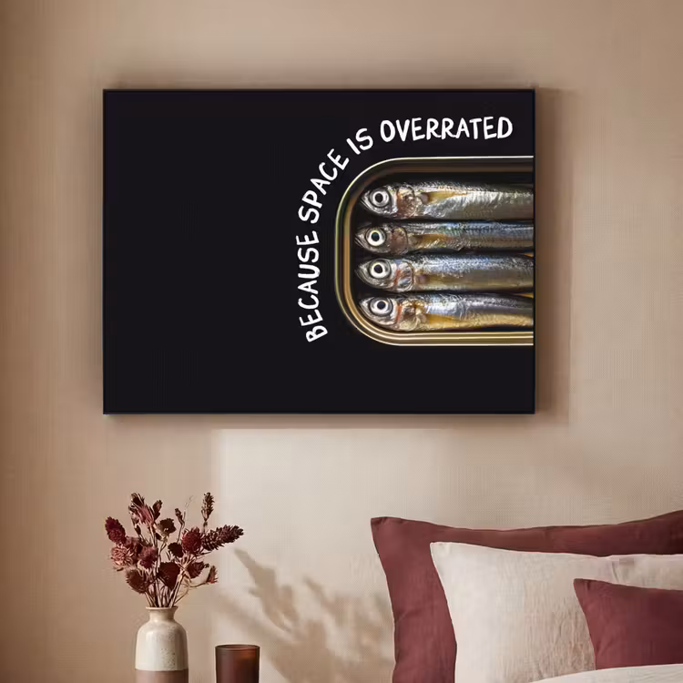 Sardines - Tekst - Vis - Blik Textielframe - compleet frame klein -sfeer1