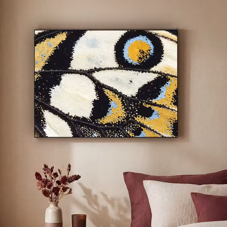 Vlinder - Vleugel - Geel Textielframe zwart klein -sfeer1