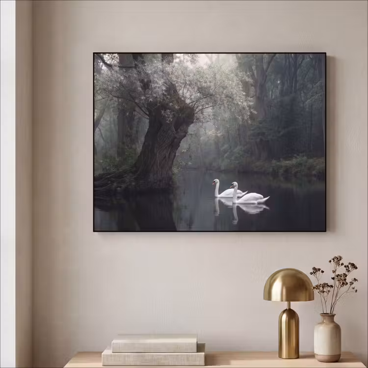 Zwanen - Rivier - Bos Textielframe zwart klein -sfeer2