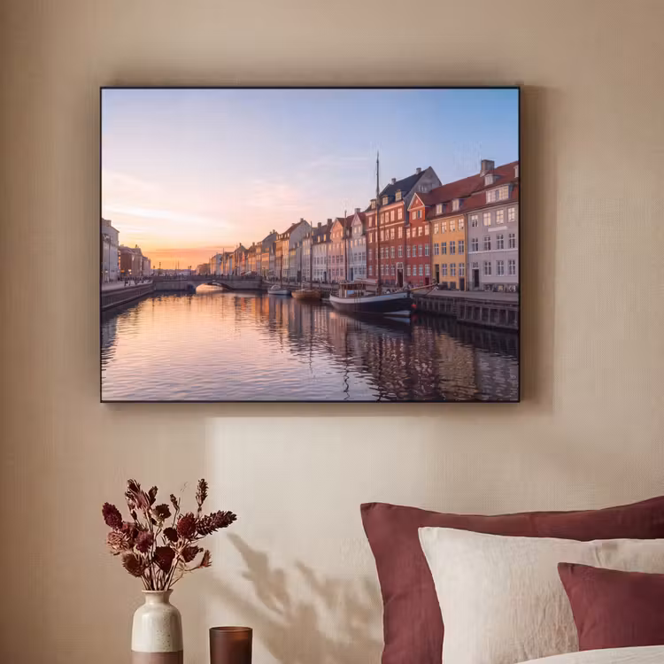 Stad - Gracht - Zonsondergang - Klassiek - Kleurrijk Textielframe zwart klein -sfeer1