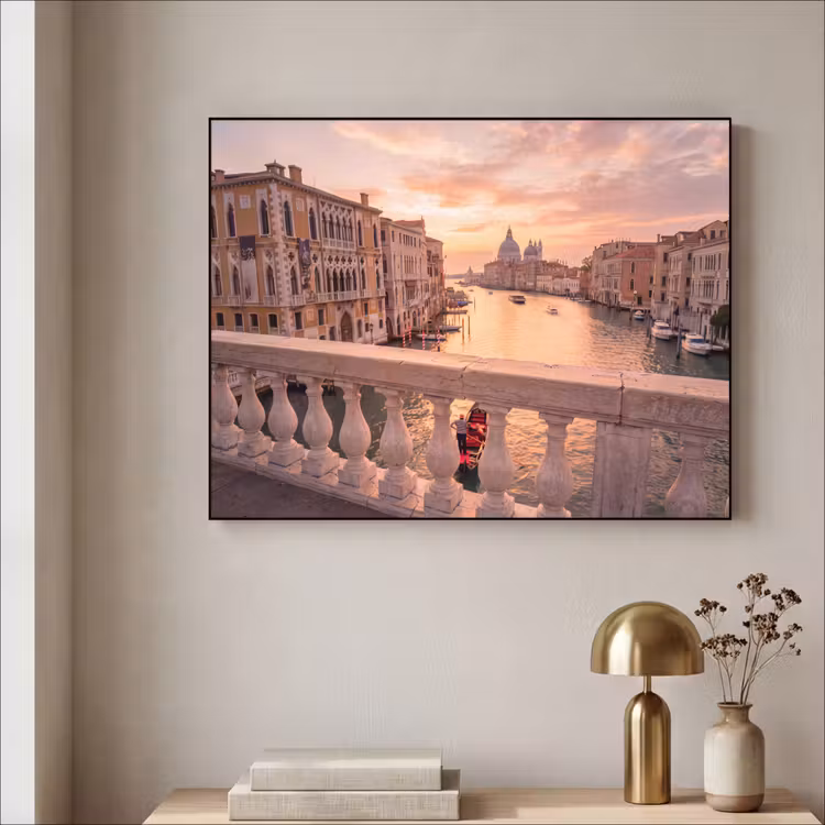 Stad - Venetië - Kanaal - Zonsopgang - Architectuur - Goud Textielframe zwart klein -sfeer2