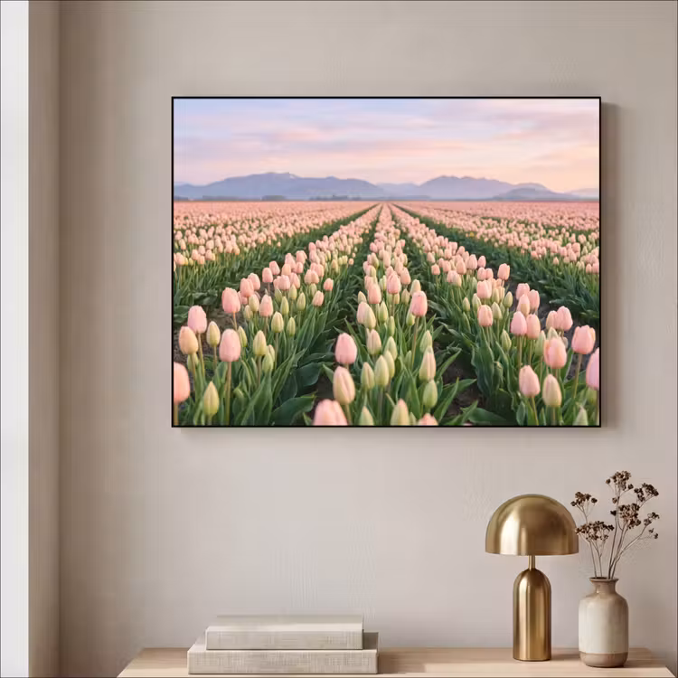 Tulpen - Landschap - Roze Textielframe zwart klein -sfeer2