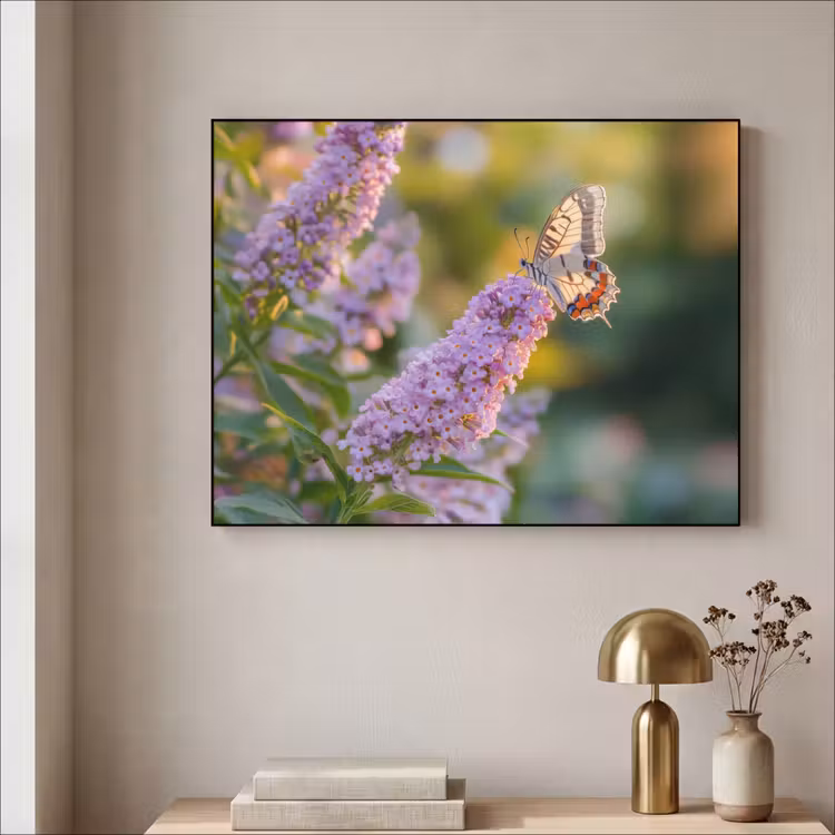 Sierlijke - Vlinder - Paarse - Bloemen Textielframe zwart klein -sfeer2