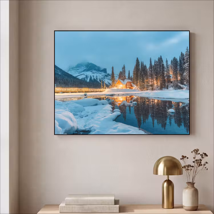 Winterlandschap - Natuur - Huis - Bergen - Sneeuw Textielframe zwart klein -sfeer2