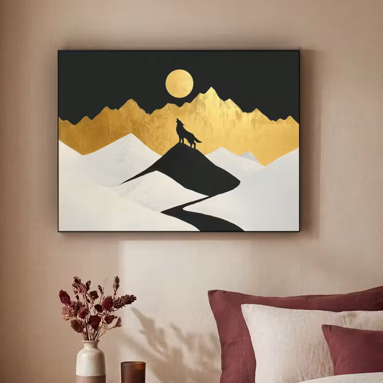 Wolf - Bergen - Maan - Zwart Textielframe zwart klein -sfeer1