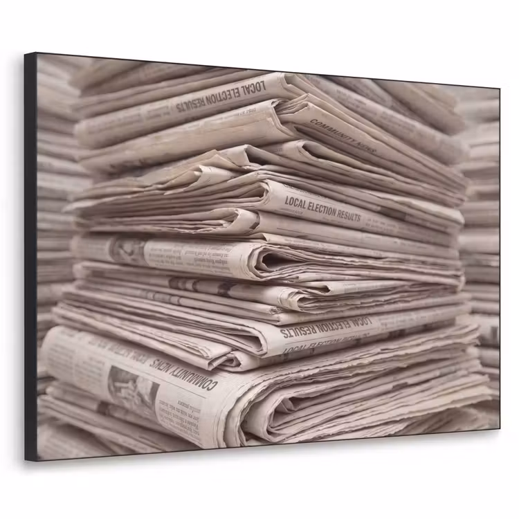 Kranten - Stapel - Nieuws - Vintage - Beige Textielframe zwart klein -3d