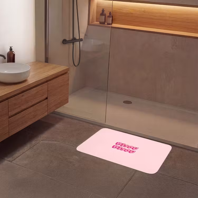 Bisou - Roze - Schaduw Badmat middel -sfeer2