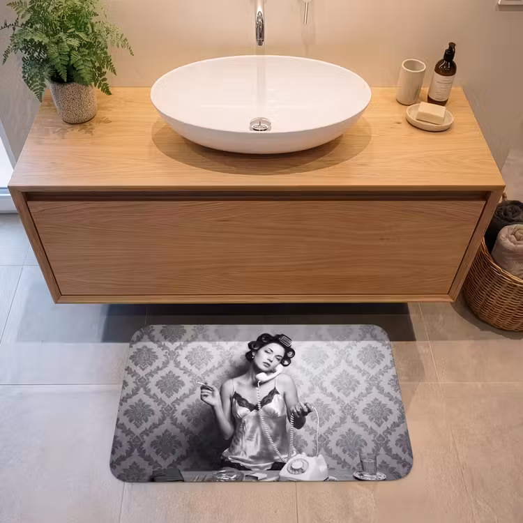 Chic - Vrouw - Zwart - Wit Badmat middel -sfeer1