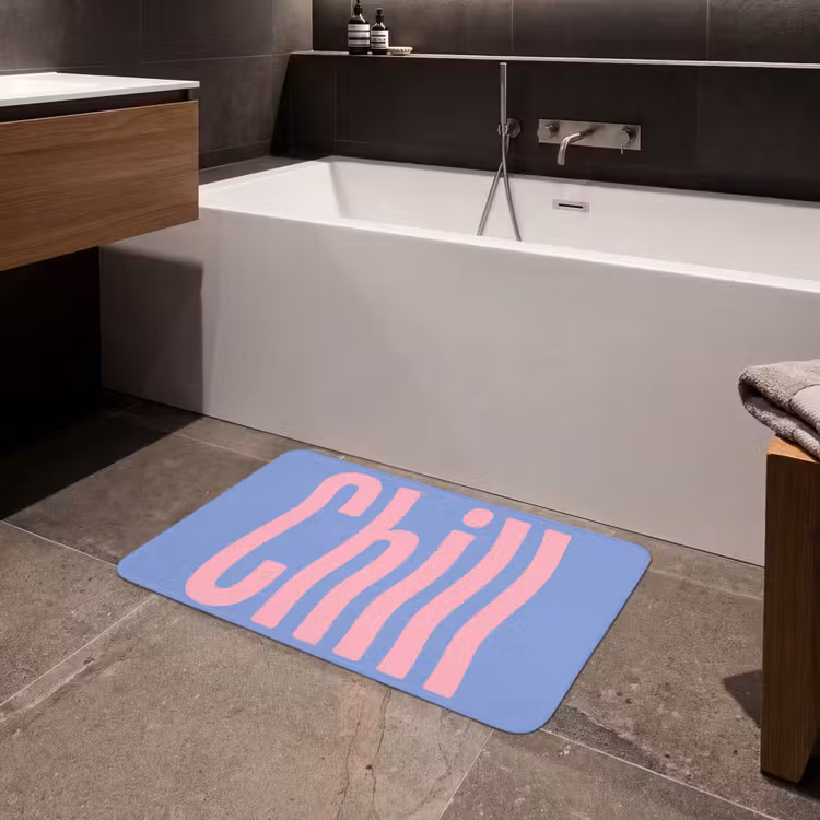 Chill - Roze - Blauw - Golvend Badmat middel -sfeer3