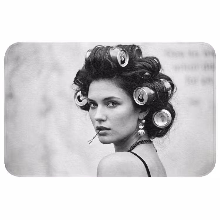 Edgy - Vrouw - Zwart - Wit Badmat middel -3d