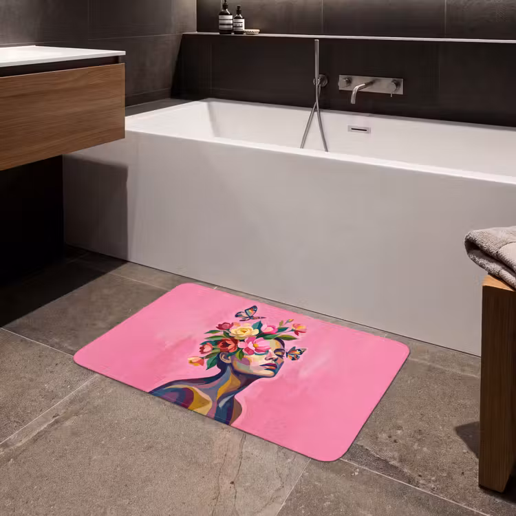 Vrouwengezicht - Vlinders - Kleurrijk Badmat middel -sfeer3