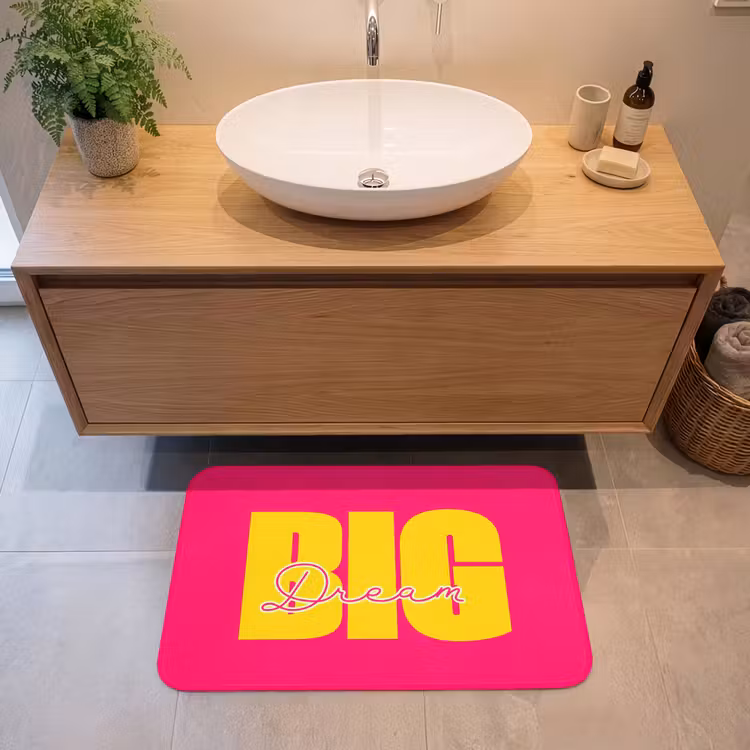 Dream big - Roze - Geel - Minimalistisch Badmat middel -sfeer1