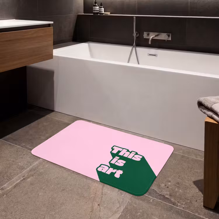 Groen - Teskt - This is art - Roze Badmat middel -sfeer3