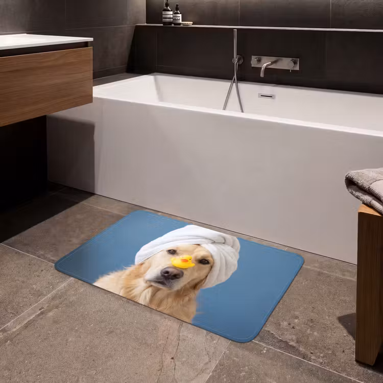Hond - Badeend - Geel Badmat middel -sfeer3