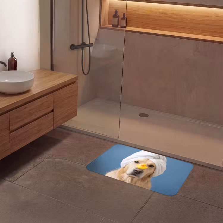 Hond - Badeend - Geel Badmat middel -sfeer2
