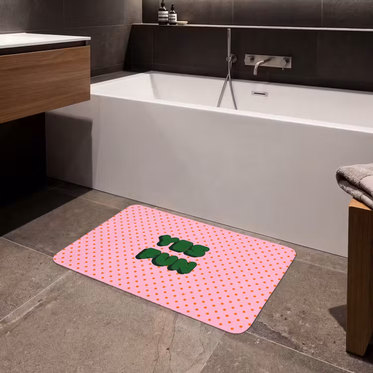 Yes fun - Groen - Roze - Stippen Badmat middel -sfeer3
