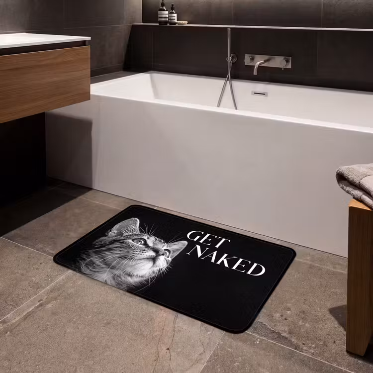 Kat - Dieren - quote - Get naked - Zwart Badmat middel -sfeer3