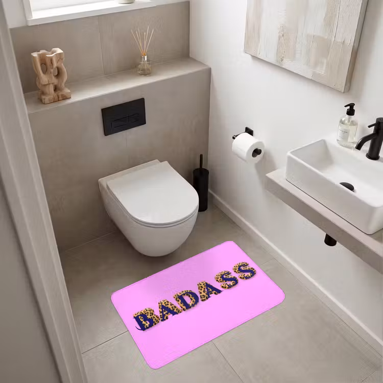 Felroze - Badass - Panterprint - Schaduw Badmat middel -sfeer4