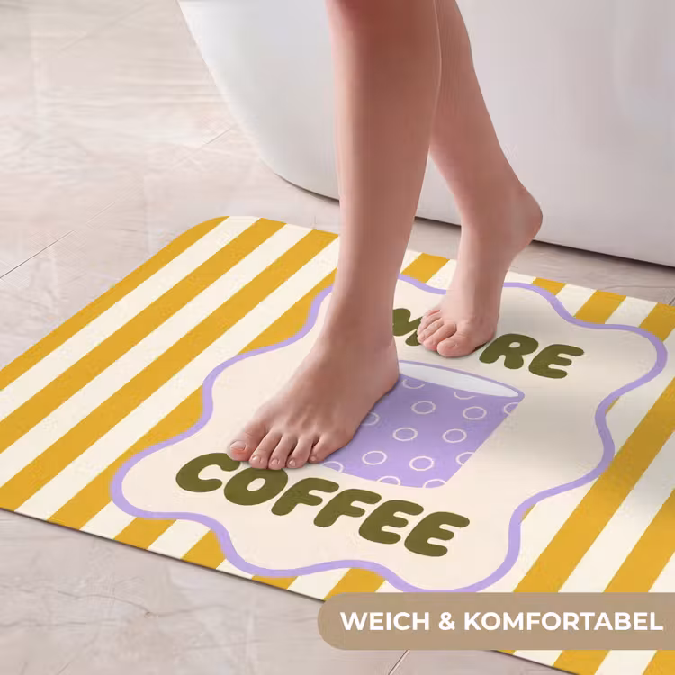 More coffee - Geel - Paars - Strepen - Mok Badmat middel -USP_ZachtDE