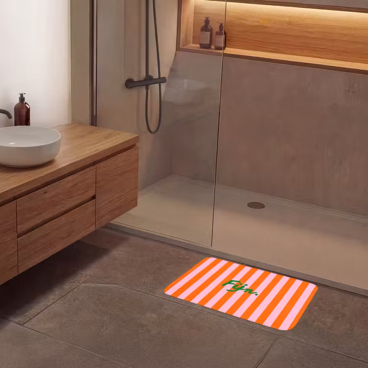 Patroon - Oranje - Fijn - Strepen Badmat klein -sfeer2
